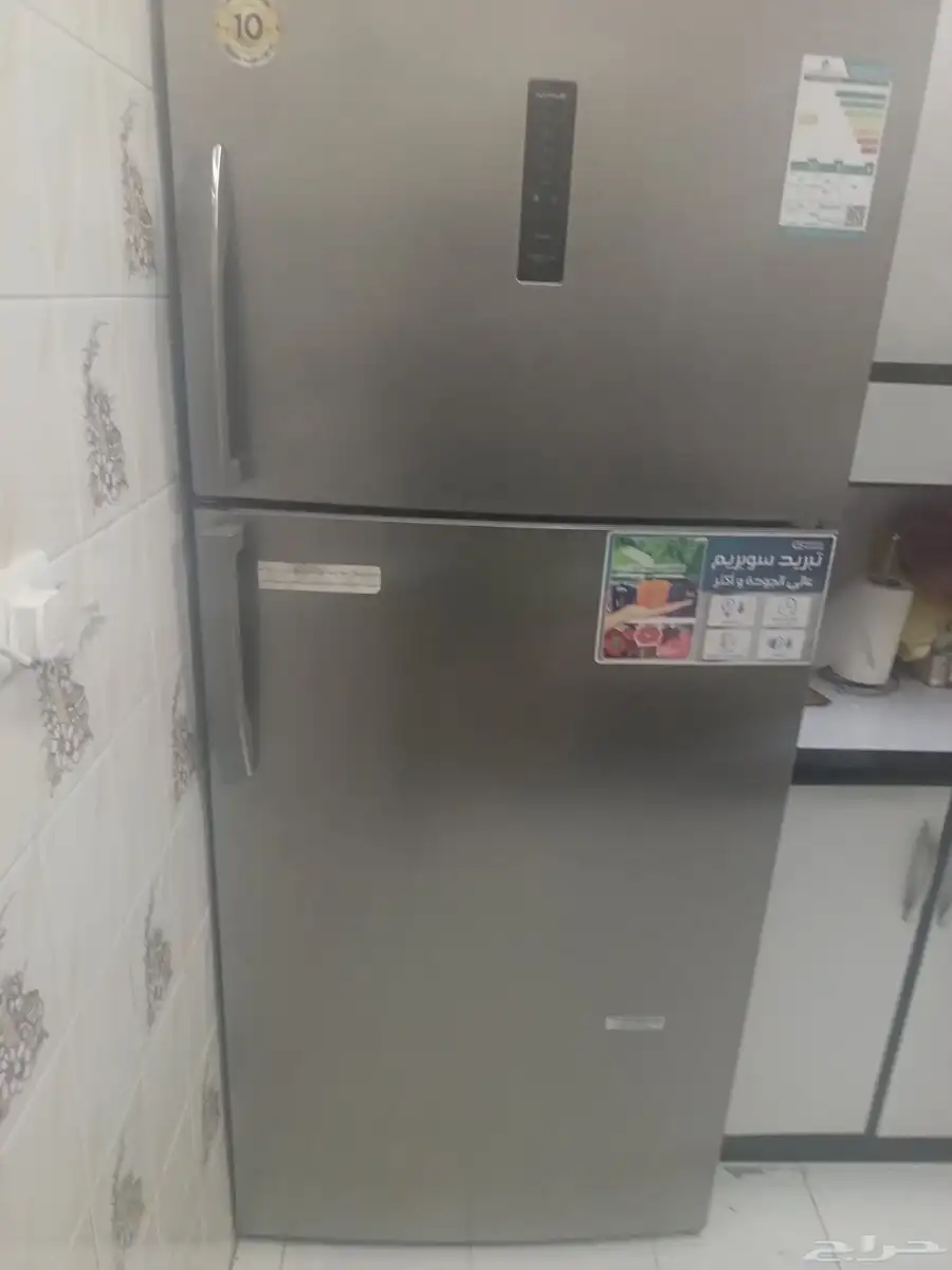 ثلاجه كبيره للبيع نظيفة جدا موجوده جده 6