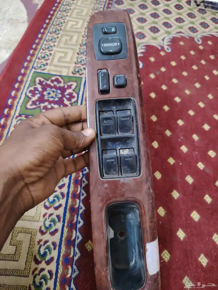 مجموعة زجاج كامري 2005 0
