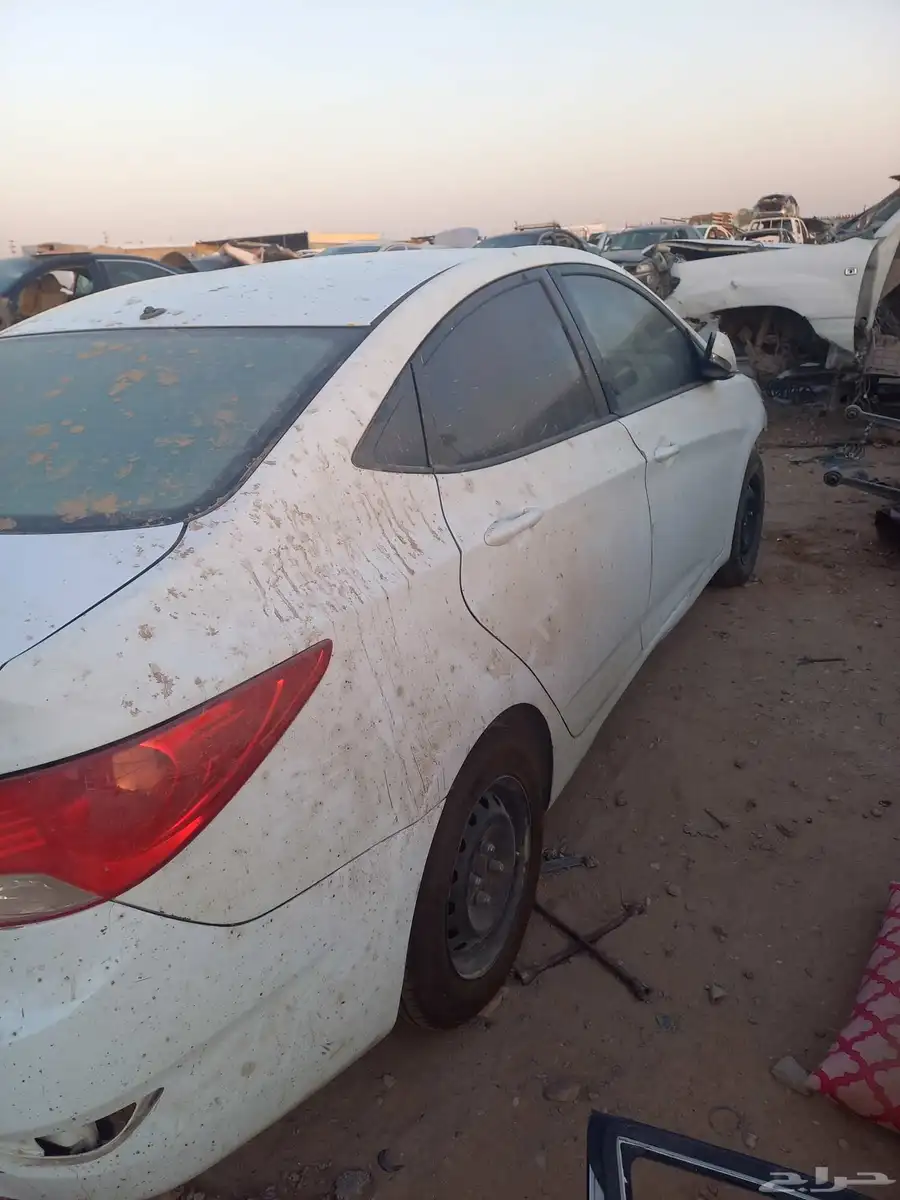 لبيع قطع غيار اكسنت 2012 0