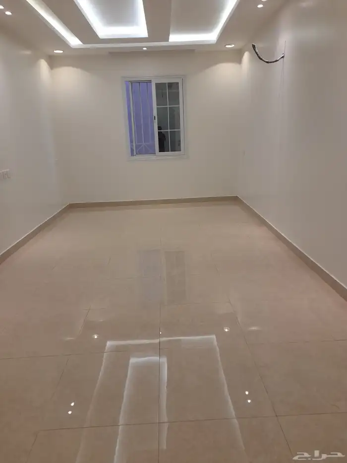شركة تنظيف شقق فلل منازل غسيل خزانات مجالس كنب فرش مساجد 6