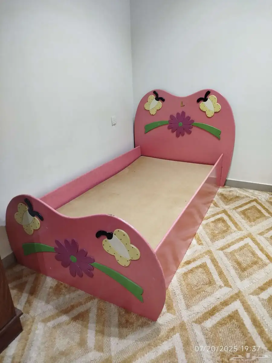 غرفة أطفال (سرير و مرتبة و دولاب) 2