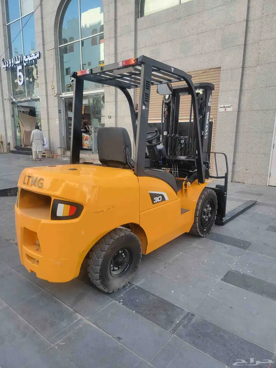 إيجار كرينات رافعات مان لفت سيزر لفت 0