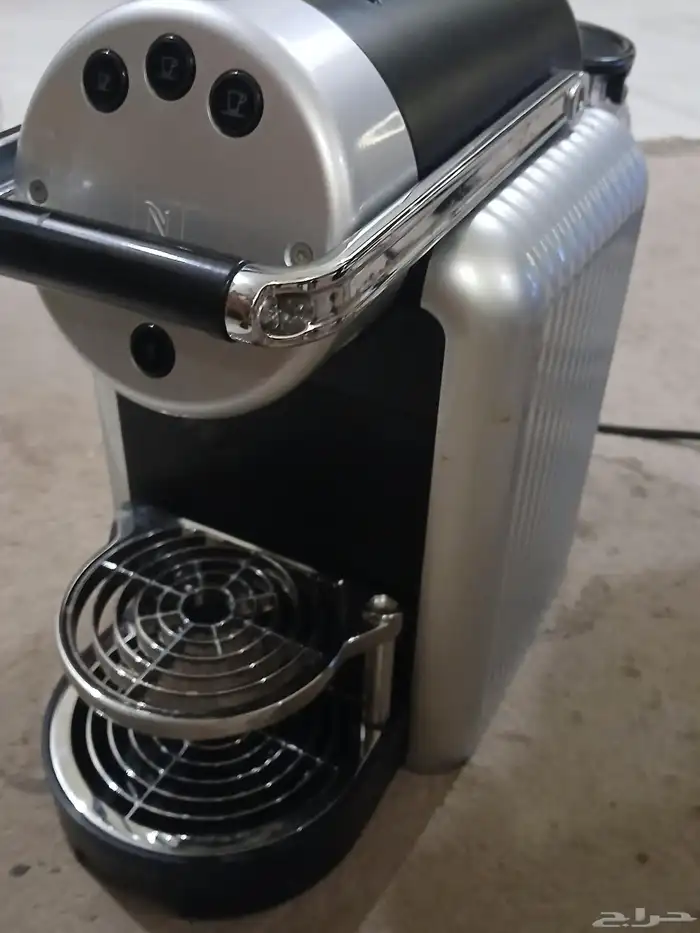 آلة قهوة نسبريسو زينوس ZN100 برو (Nespresso Zenius ZN100 Pro 6