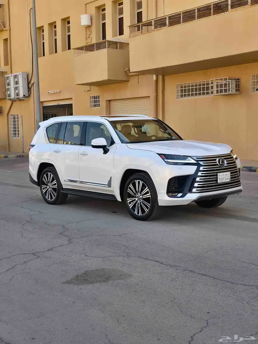 لكزس BB 2024 LX600 عداد 1300كيلو فقط index