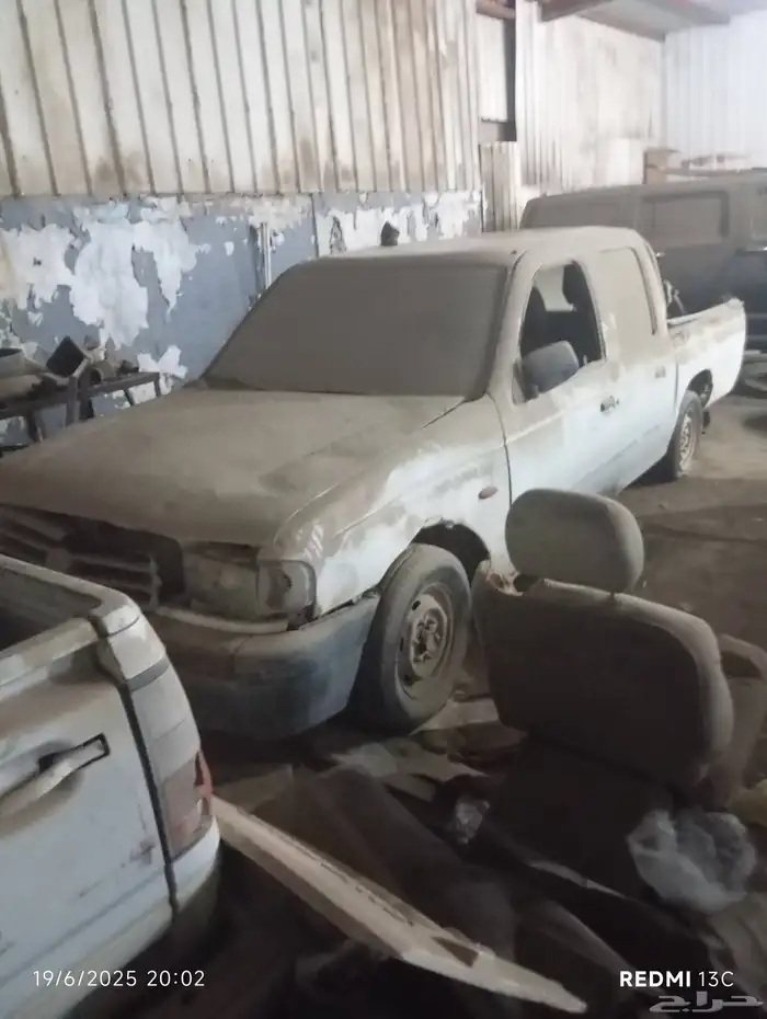 مازدا للبيع تشليح او كبس مسقطة بدون ماكينة وقير 0