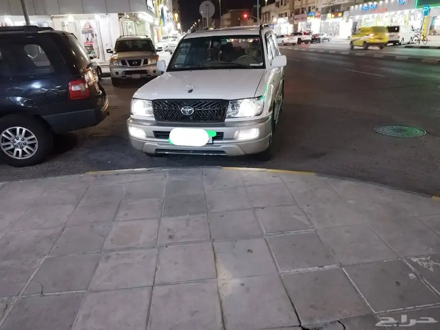 لاندكروزر 2004 فل كامل 1