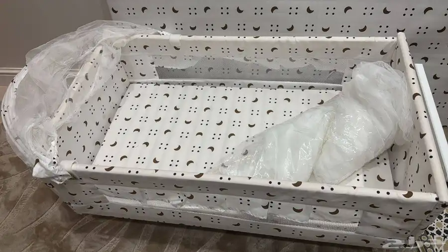 يوجد لدي سريرين أطفال جديدة بسعر مناسب 1