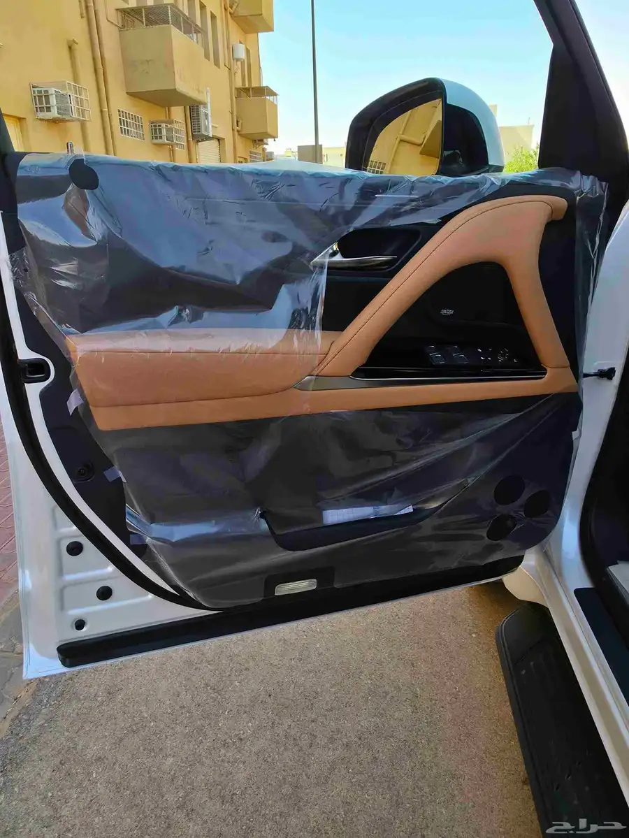 لكزس BB 2024 LX600 عداد 1300كيلو فقط 18