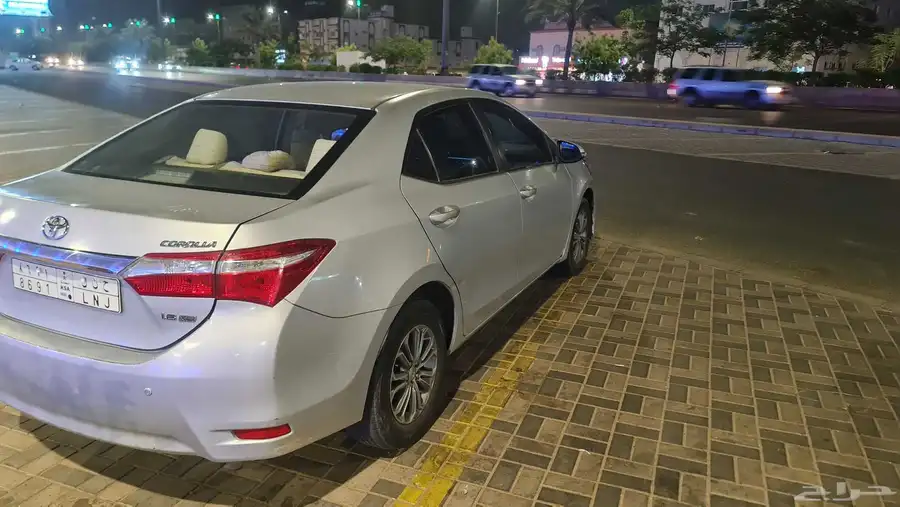 كورولا 2015 4