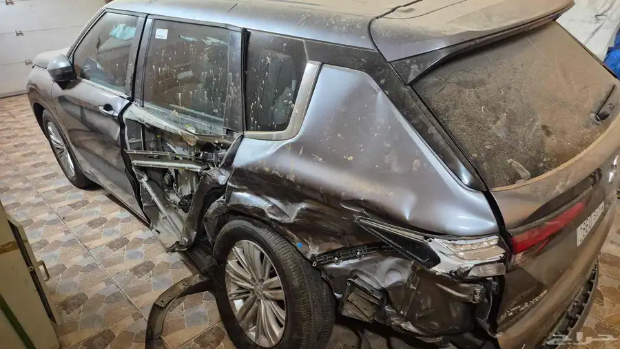 MITSUBISHI OUTLANDER ميستسوبيشي اوتلاندر مصدوم 2024 index