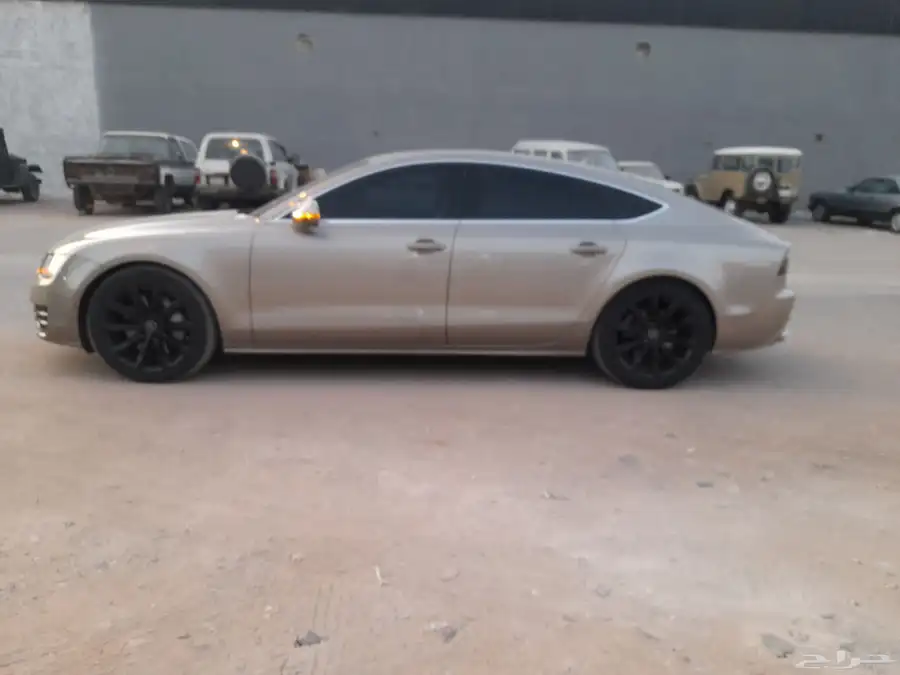 ((فرصة ذهبية سيارة اودي A7 2011 1