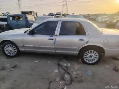 فورد ماركيز 2010مكينه قير دفرنس شرط للبيع قطع غيار فقط 2
