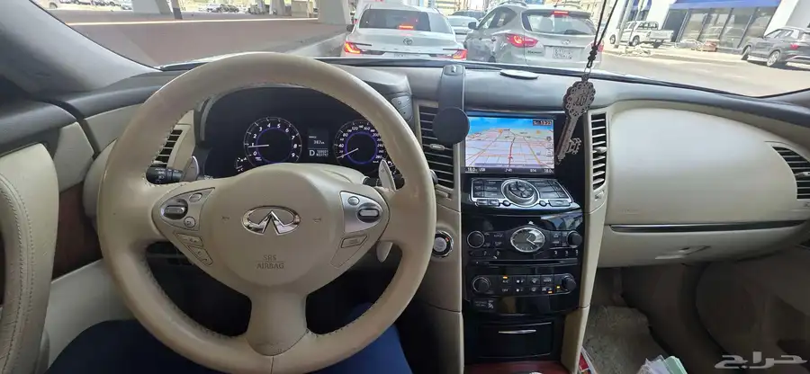 إنفنتي QX70 موديل 2015 بحالة ممتازة index