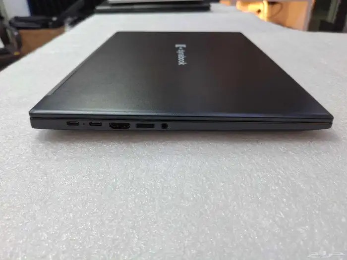 لابتوب توشيبا دينابوك تيكرا بحالة ممتازة بدون خدوش 4