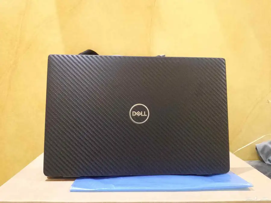 لابتوب Dell Latitude 7420 بشاشة FHD مقاس 14 بوصة ومعالج Int index