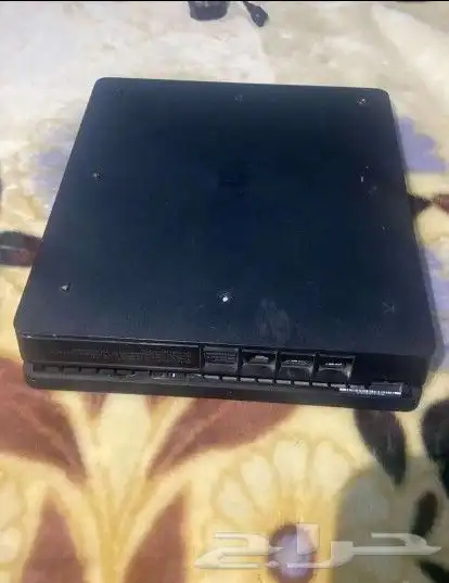 سوني فور نضيف م يشكي من شي لايحي الا الصامل 4