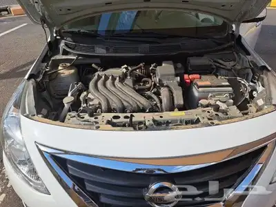 Nissan Sunny 2023 4