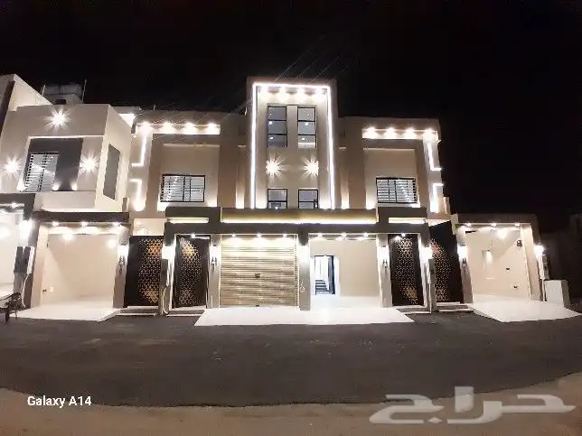 للبيع روف علوي مع ملحق مدخل سياره تشطيب راقي بالمحاله أبها 1