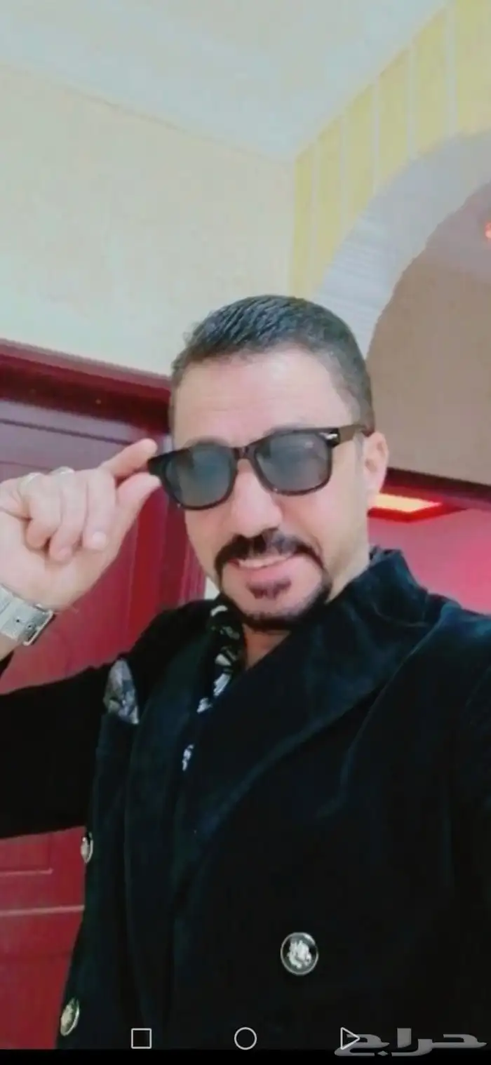 حلاقين مصريين اعمارهم صغيره خبره فى جميع القصات 5