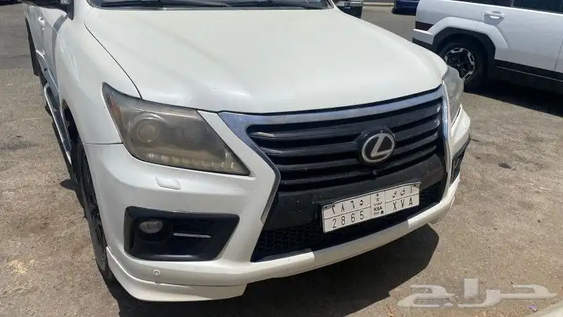 جيب لكزس لاندكروزر موديل 2008 LX مستعمل للبيع عاجل 4