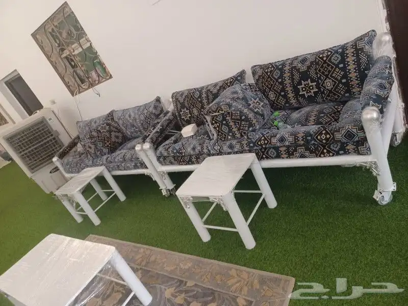 كراسي حديد 4