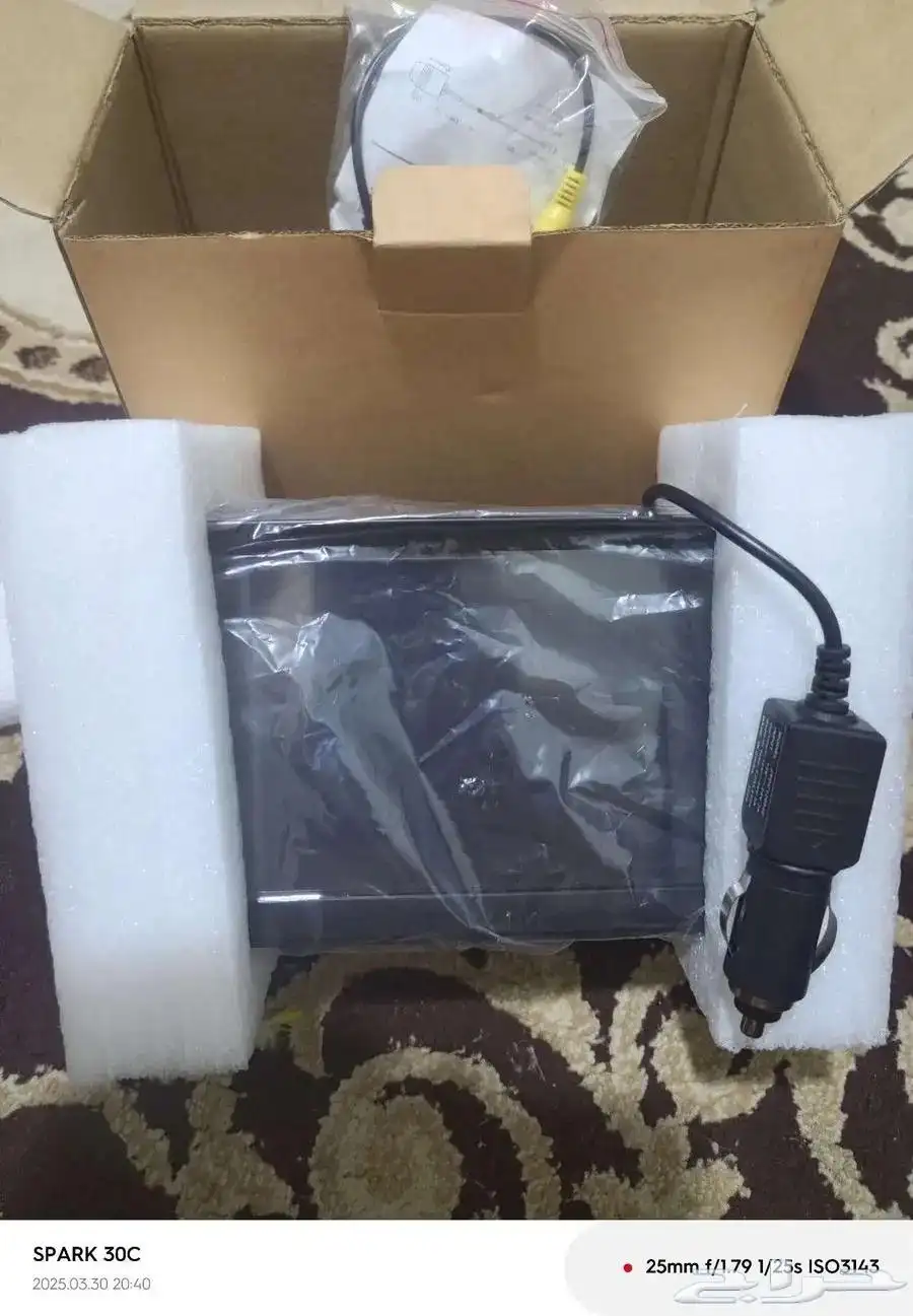 شاشة اوتو كاربلاي وكاميرا خلفيه تركب على جميع السيارات 3