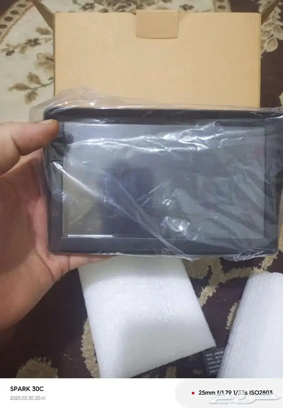 شاشة اوتو كاربلاي وكاميرا خلفيه تركب على جميع السيارات 2