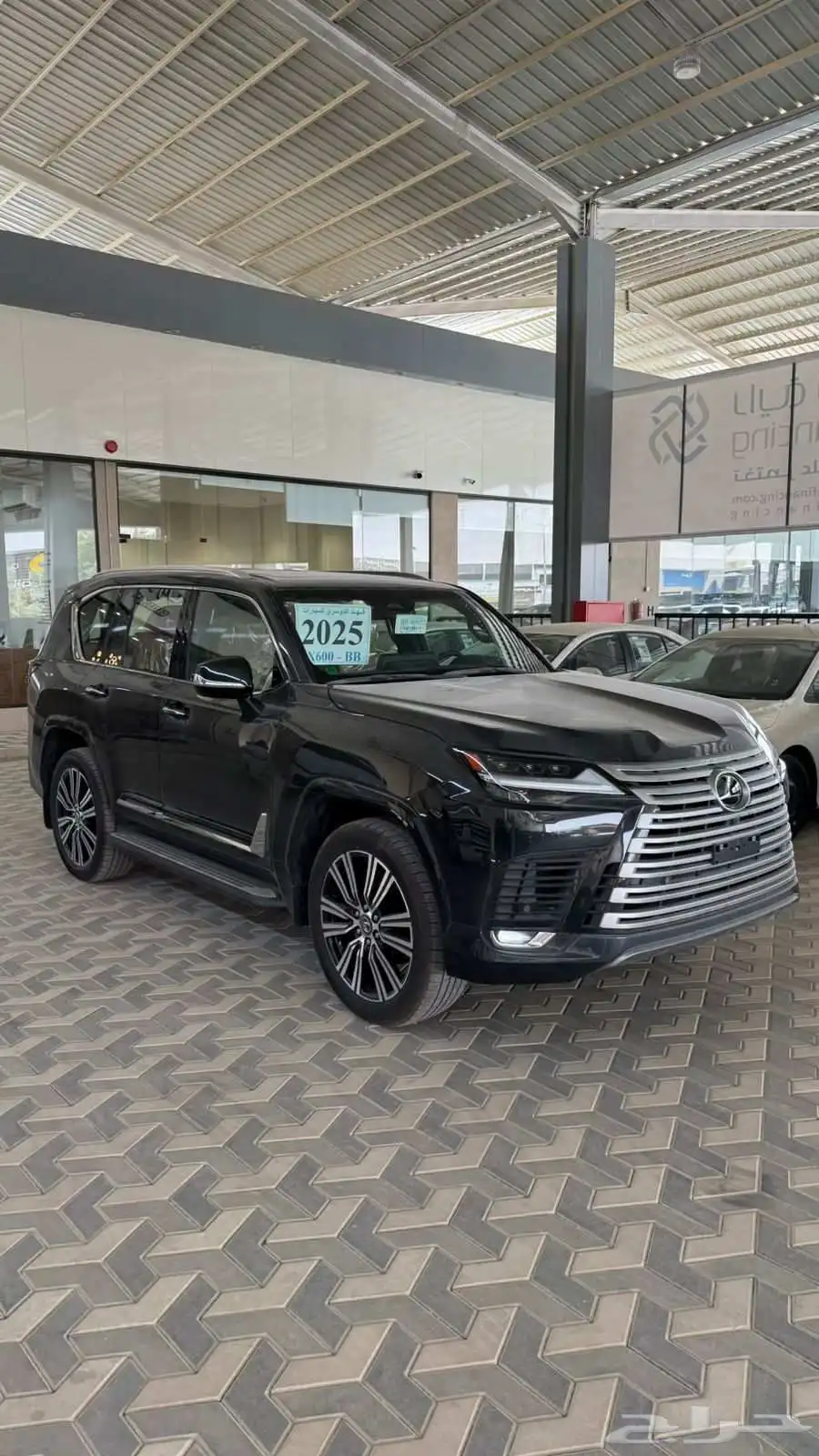 لكزس LX600 BB وارد الساير اسود جملي 2025 (باقل سعر ) 12