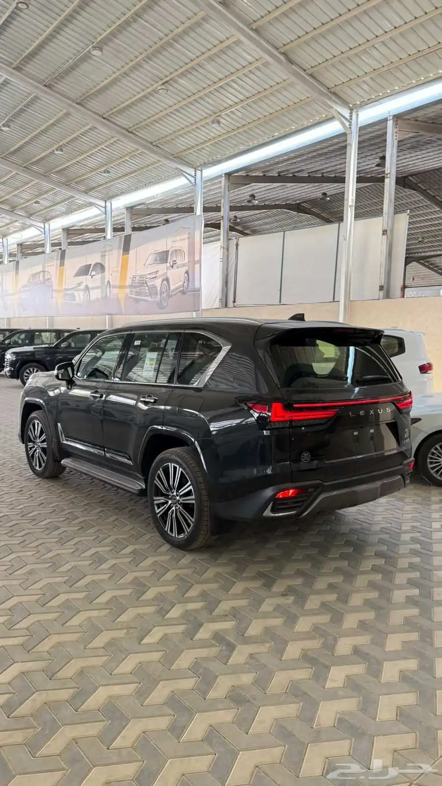 لكزس LX600 BB وارد الساير اسود جملي 2025 (باقل سعر ) 10