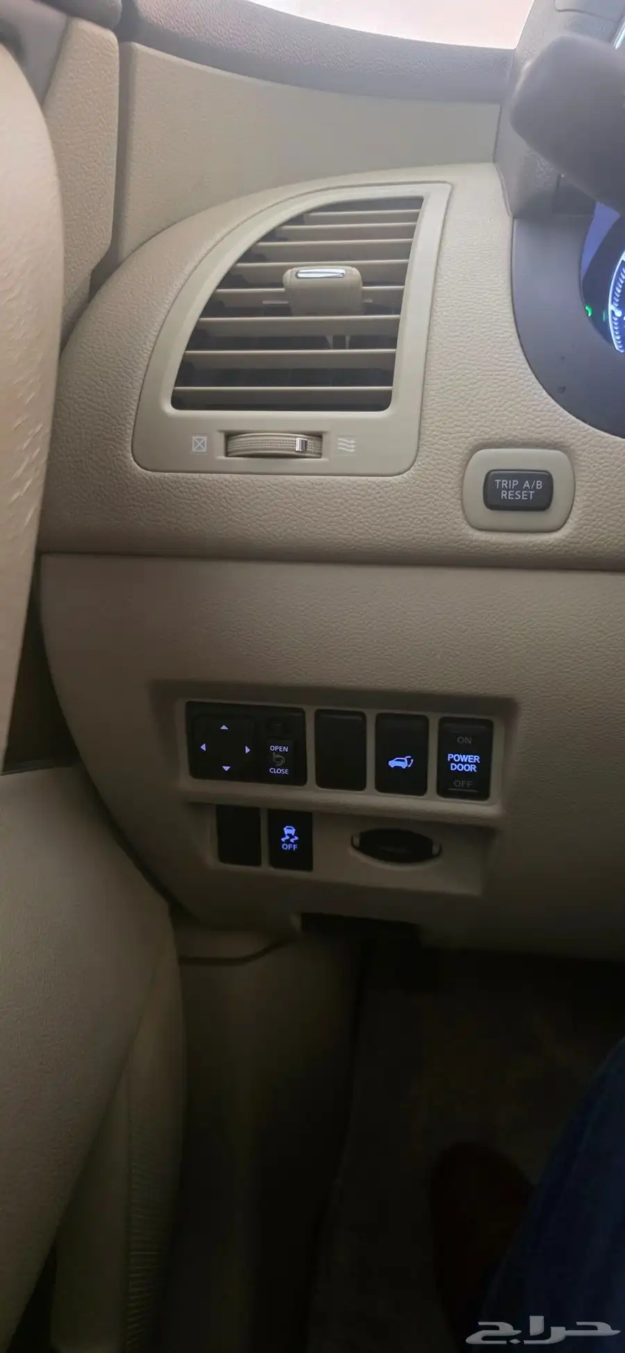 إنفنتي QX70 موديل 2015 بحالة ممتازة index