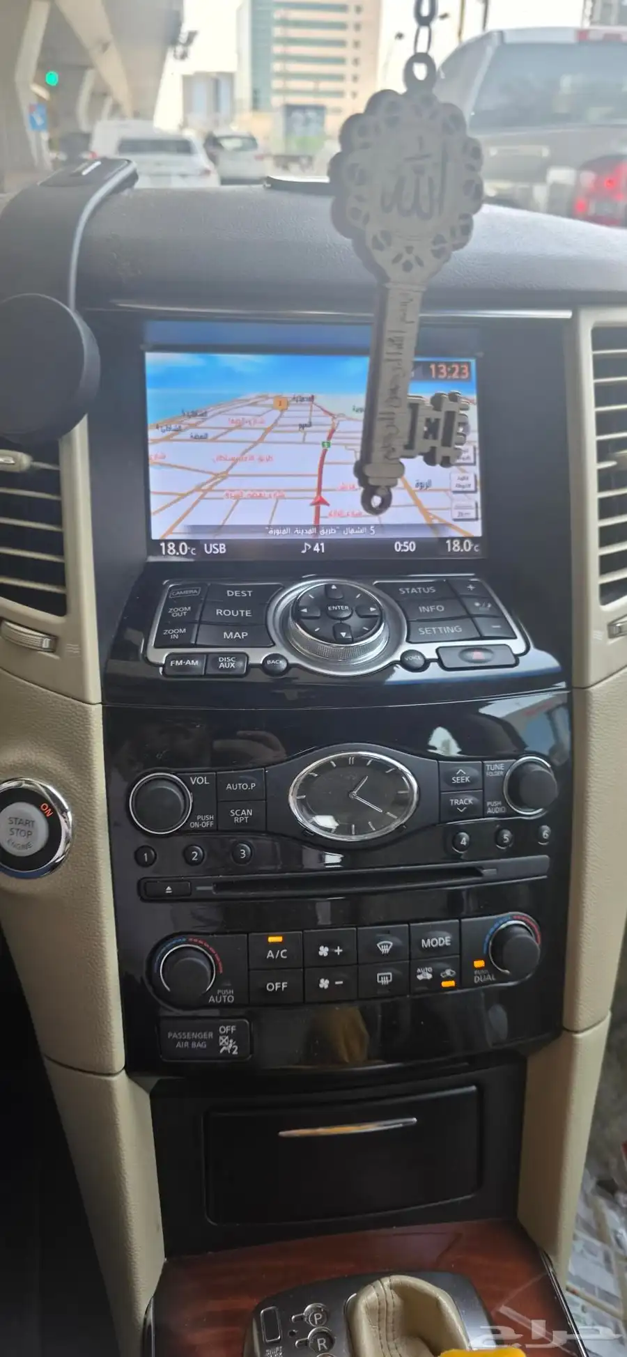 إنفنتي QX70 موديل 2015 بحالة ممتازة index