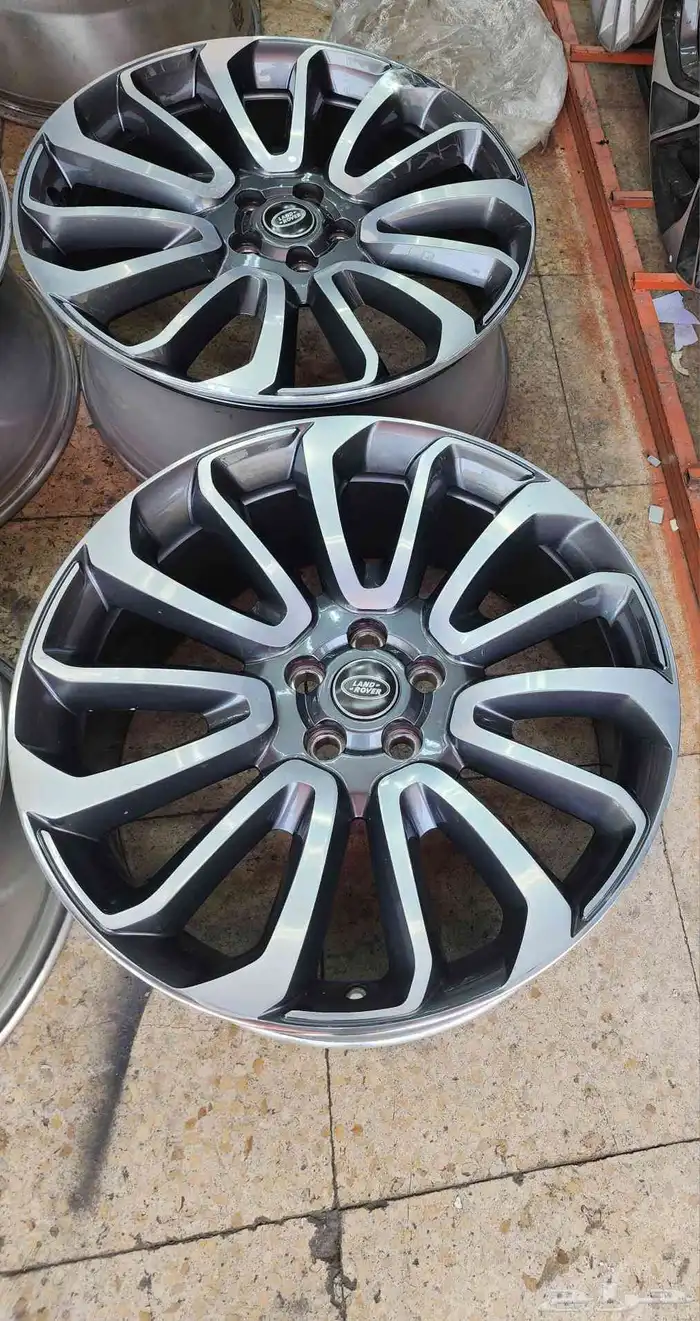 جنوط رنج روفر أوتوبيوغرافي مقاس 20 اصلي وكاله موديل 2017 7