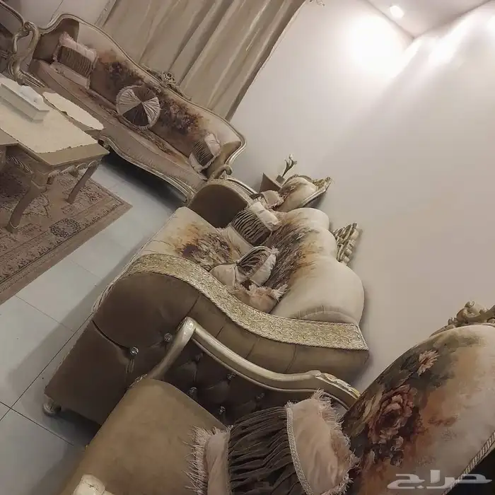 السلام عليكم طقم فخم للبيع لاعلي سوم 2