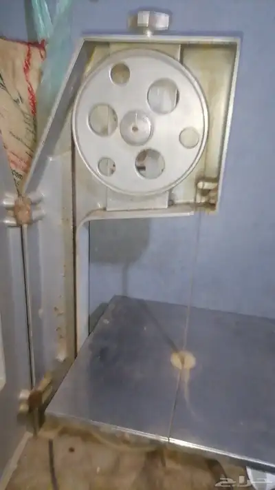 منشار لحم 2