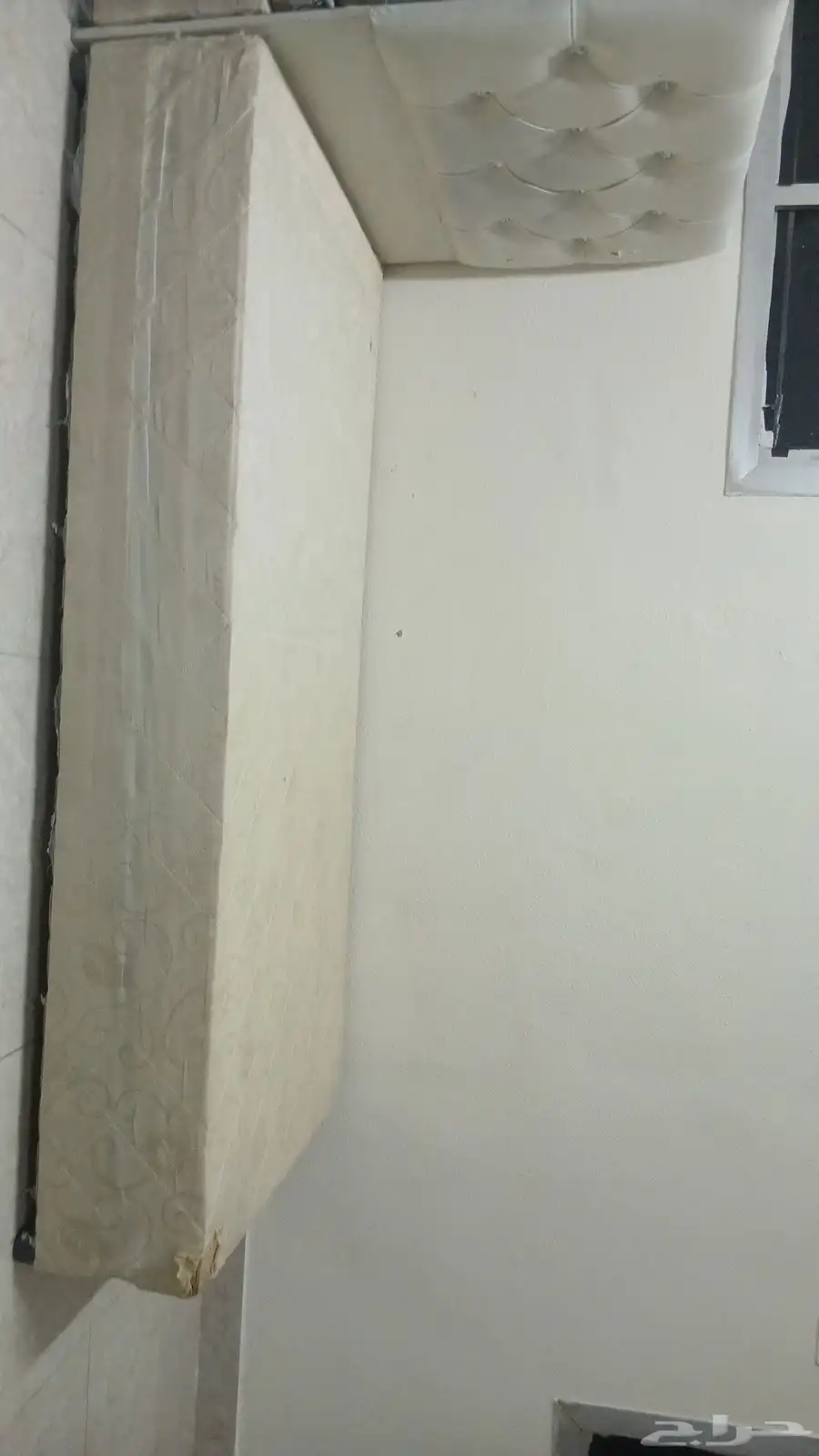 سرير مع مرتبه جديد الاستخدام المرتبه 3