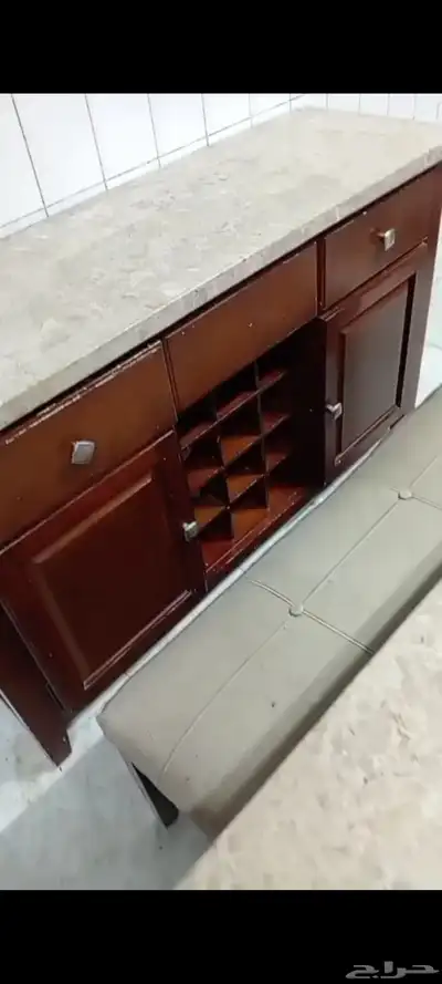 طاولتين طعام و مفرشه 0