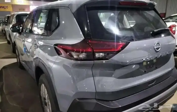 نيسان اكس تريل 5 و 7 مقاعد دبل وبدون ...كاش واقساط 3