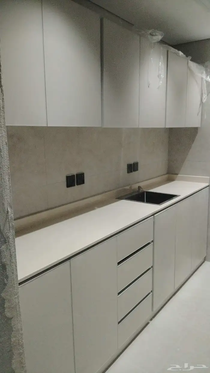 مطابخ جديده المنيوم جاهزه وحسب المقاس 0