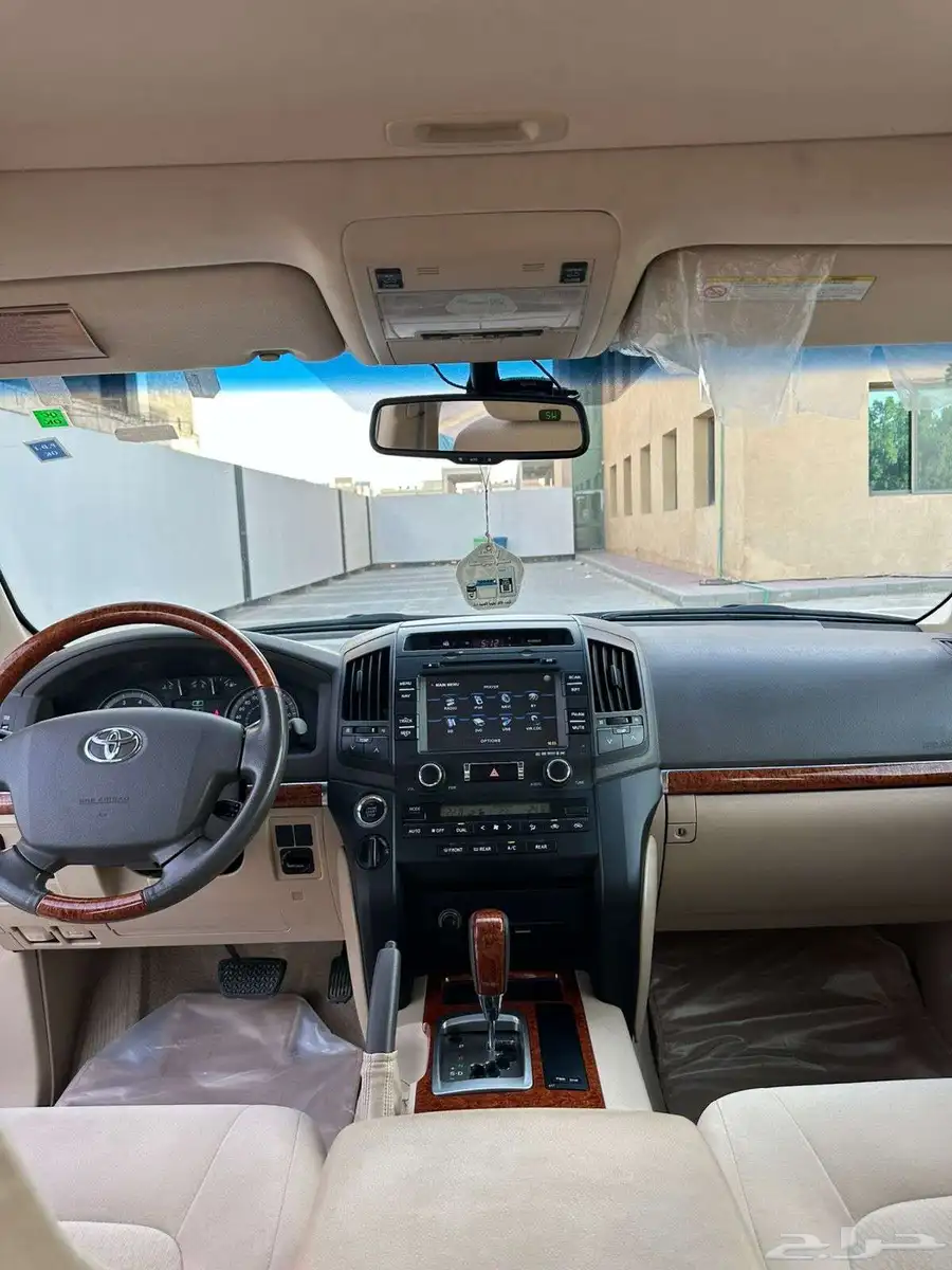 لاندكروزر GXR 2012 فل كامل V8 نادر (تم البيع) 21