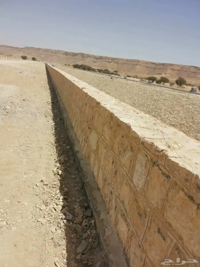 حجر شغل سور 0