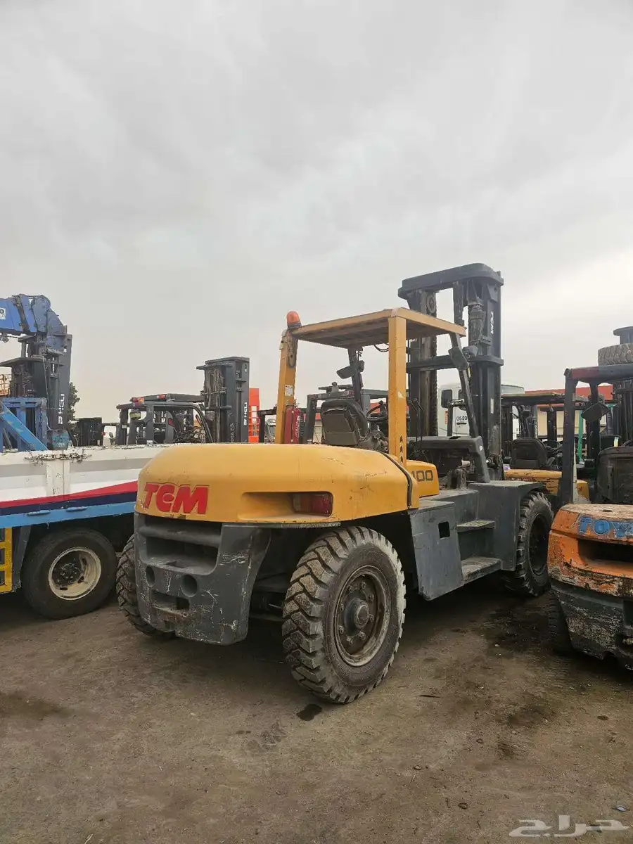 Caesar Lift  Man Lift and Forklift for rent 1