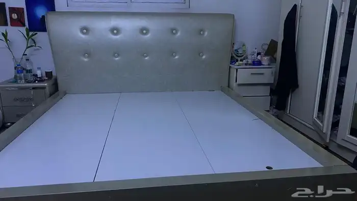 سرير نوم نفرين على السوم 1