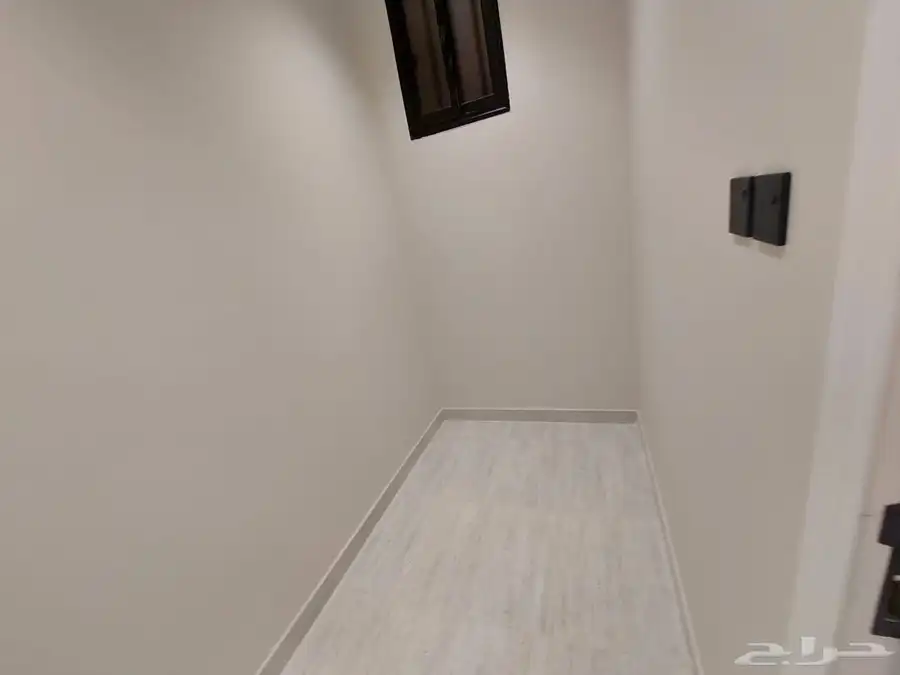 للبيع دور ثاني مع ملحق مدخل مستقل تماما باليرموك ابها 6