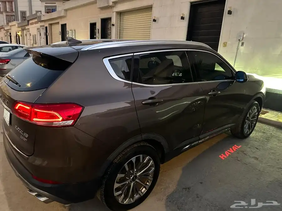 هافال H6فل كامل 2020 الون بني سقف بانورما تحكم بالمقود لصوت 9