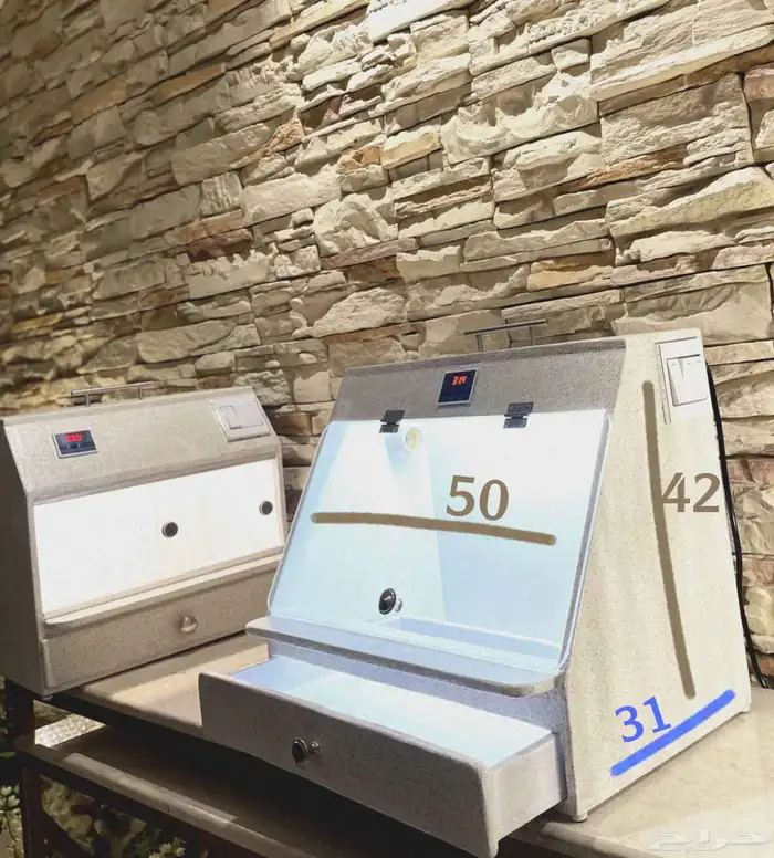 حاضنه الكترونيه 9