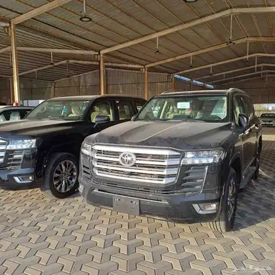 تويوتا لاندكروزر GXR L3 بنزين لوحات 2024 1