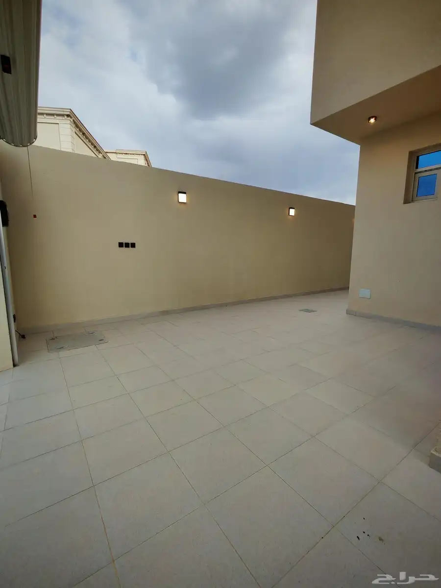 للبيع فيلا تصميم ممتاز تشطيب مودرن بمدينه احد رفيده 4