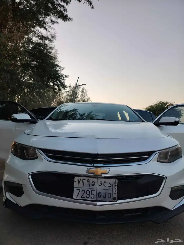 ماليبو 2017 ابيض لؤلؤي نظيف جدا 4