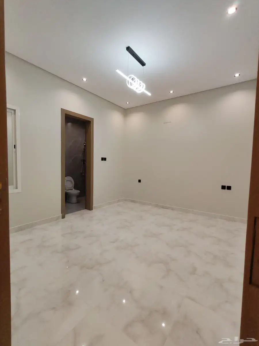 للبيع فيلا تصميم ممتاز تشطيب مودرن بمدينه احد رفيده 29
