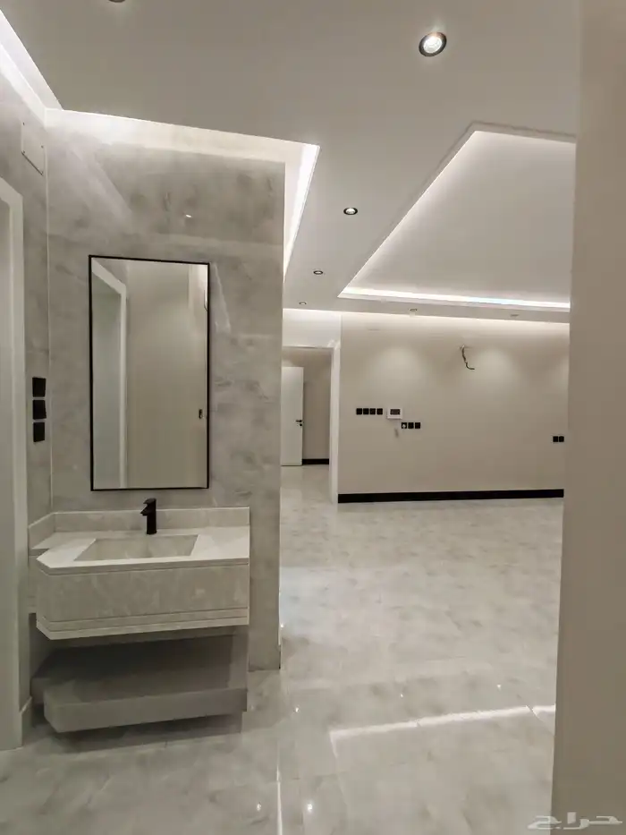 للبيع شقق ارضي تصميم مودرن مدخل مستقل مدينه احد رفيده 23